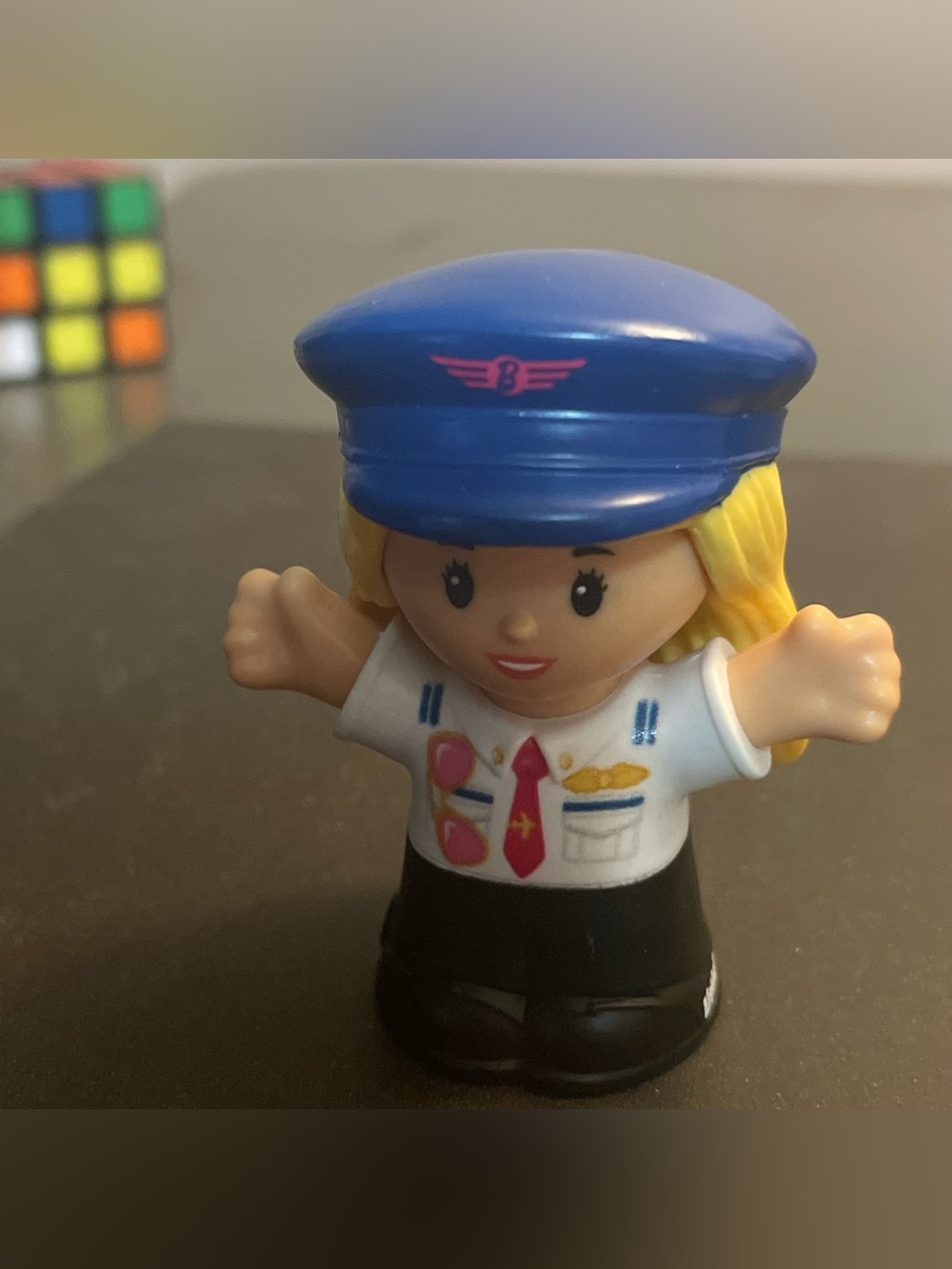 Little people girl pilot Figure Kids Toys imagination plane airport figurine